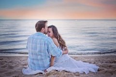 81年属鸡42岁2023会离婚吗，81年属鸡人2023年婚姻注意事项